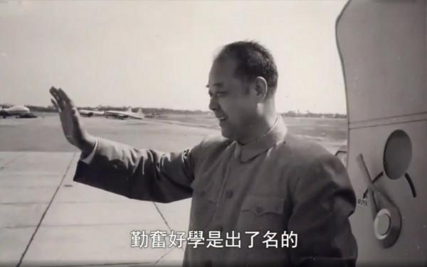 王尚榮愛上女兵黃克,求愛不成,最後結局如何? 王尚榮愛上女兵黃克,求愛不成,最後結局如何?