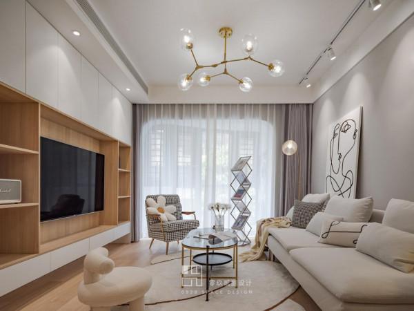 中古椅+圓栱門+奶茶色,打造雜誌裡的慵懶北歐範兒 中古椅+圓栱門+奶茶色,打造雜誌裡的慵懶北歐範兒