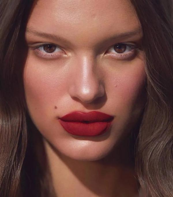 當，我擁有了12支超顯白的口紅以後