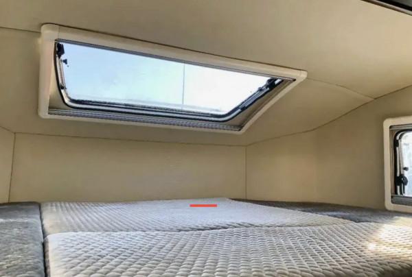 硬朗外觀搭配通透空間，L型沙發＋5臥，獨具一格，塞拉維Z63房車