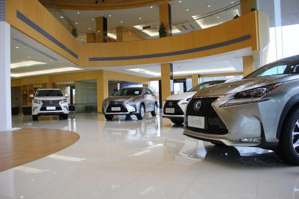 英菲尼迪&OpenCurlyDoubleQuote;降級&rdquo;，謳歌&OpenCurlyDoubleQuote;掉隊&rdquo;，僅雷克薩斯玩懂&OpenCurlyDoubleQuote;日系豪華&rdquo;？