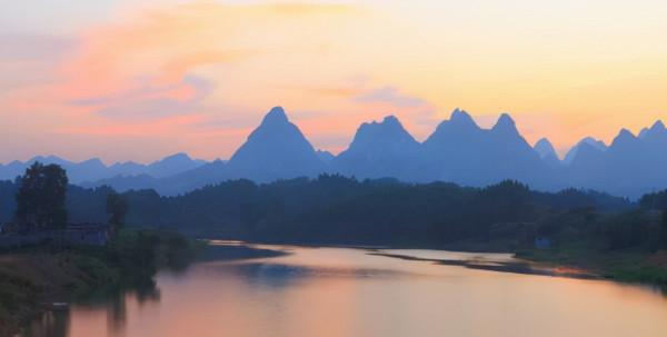 廣西14個地級市具有投資價值排行榜