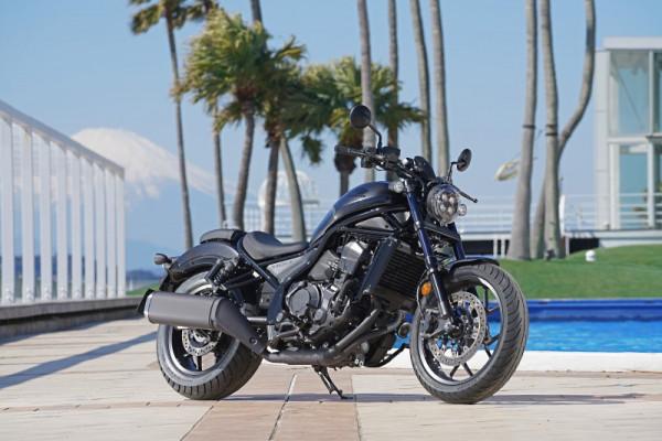 本田REBEL1100摩托車即優雅又動感的性感