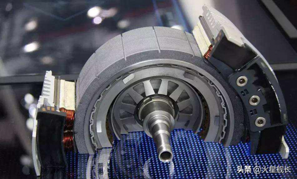 特斯拉電機到底是什麼水平？揭秘特斯拉永磁同步電機，太先進了