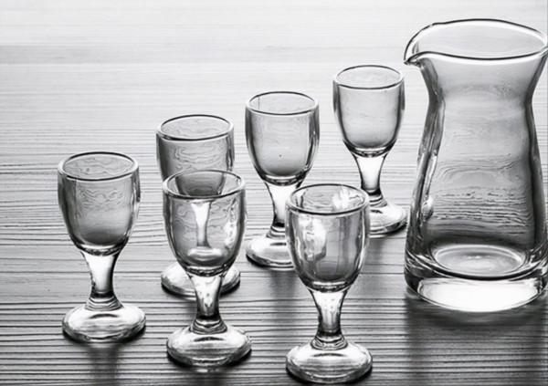 年夜飯群聊喝酒，從黃酒扯到清酒，想不到威士忌要用玉米糖漿勾兌