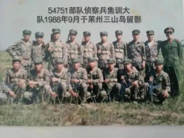 偵察連駐地果農說櫻桃少了，連長說，架雷達查