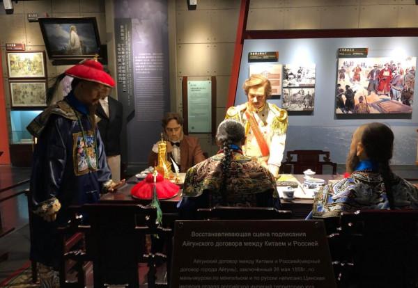 西方都是傲慢的,如果有一天他們突然不傲慢了,那一定是迫不得已 西方都是傲慢的,如果有一天他們突然不傲慢了,那一定是迫不得已