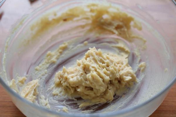 火爆全網的花生月餅,搭配豪華的五仁餡料,吃一口就停不下來 火爆全網的花生月餅,搭配豪華的五仁餡料,吃一口就停不下來