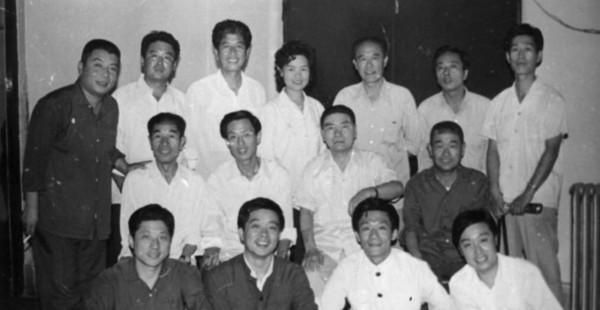 郭啟儒:相聲界的捧哏巨匠,和侯寶林一九分賬,曾為毛主席表演 郭啟儒:相聲界的捧哏巨匠,和侯寶林一九分賬,曾為毛主席表演