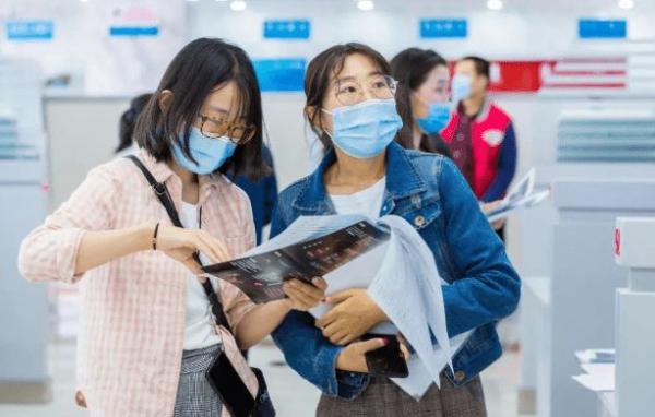 中國菸草大量招聘,年薪高達“6位數”,三類考生可優先錄取 中國菸草大量招聘,年薪高達“6位數”,三類考生可優先錄取