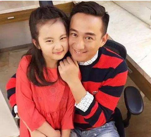 汪峰王菲小瀋陽黃磊女兒未成年打扮早熟，曹格女兒11歲就濃妝豔抹