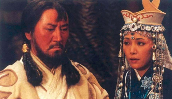 成吉思汗一看此人射箭，立即說：我把妹妹和女兒嫁給你，不要聘金