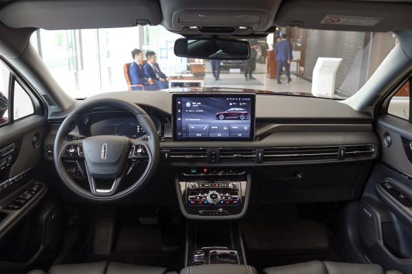 多項升級價格不變 豪華與儀式感相輔相成 2022款林肯冒險家靜態體驗