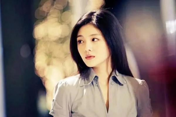 欣賞一下結婚前的大S，你覺得她算清純型女星代表嗎？