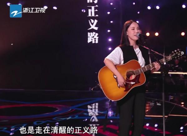 不要再為伍珂玥意難平了!節目調性早已註定了李克勤會放棄她 不要再為伍珂玥意難平了!節目調性早已註定了李克勤會放棄她