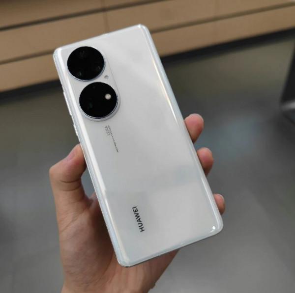 成功人士必備的三款手機，這般配置你看如何