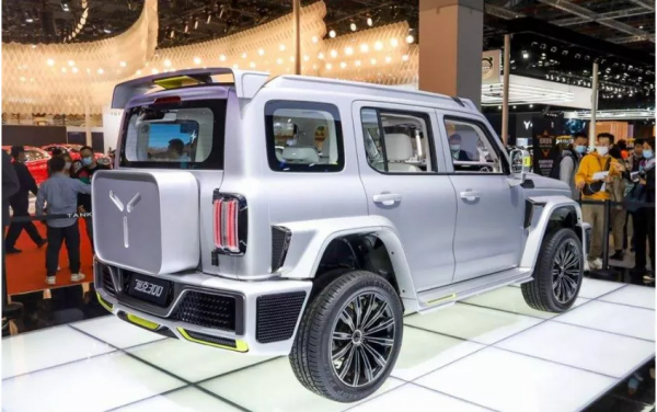 遲遲不交車，3000名賽博坦克300車主聯合發聲明