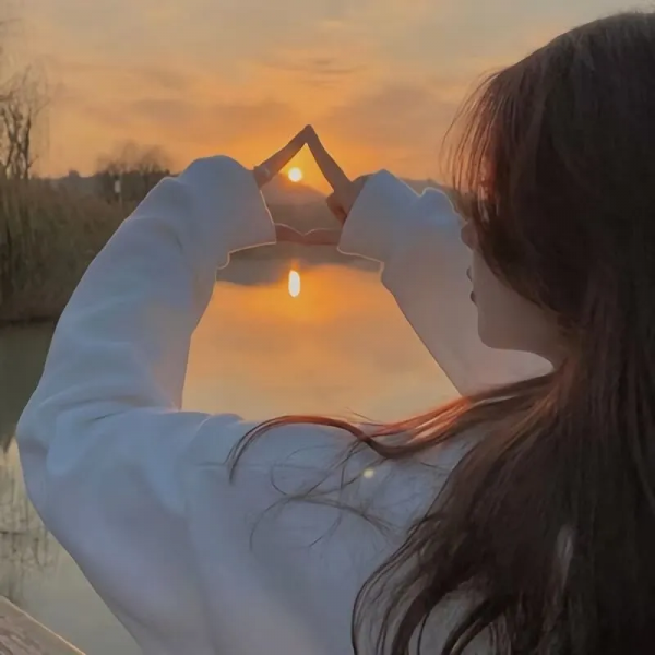 情侶頭像 l 和你的cp掛組情頭吧