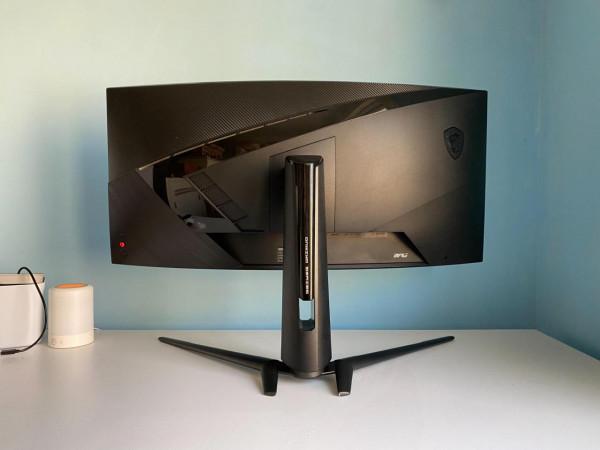 電腦DIY提高生產力，用帶魚屏還是組雙屏？糾結2年的我終於有答案