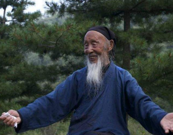 淵回修行：道家文化八部金剛長壽功如何練習？看張至順老師的影片