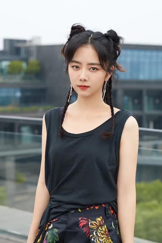 精美圖集｜譚松韻甜美可愛，少女感十足