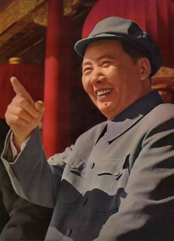 美國女特工準備暗殺主席，卻被我方反將一軍，導致計劃破產