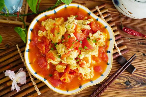 難怪飯店的西紅柿炒雞蛋好吃，多加了2味料，香味一下子濃郁起來