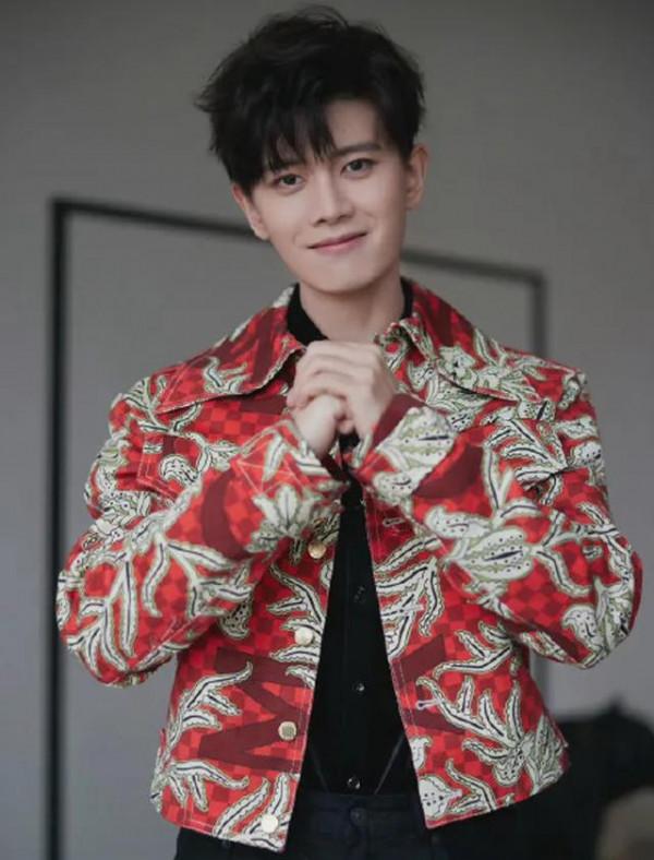 有多少人和我一樣，看春晚就為等任嘉倫一人？