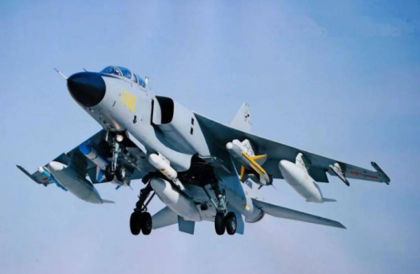 蘇34堪比中型轟炸機，中國為何堅持不買？如今看買了就可能是累贅