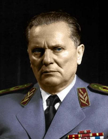 中國曾為哪些外國人降半旗?他們都是誰?做了怎樣的貢獻 中國曾為哪些外國人降半旗?他們都是誰?做了怎樣的貢獻