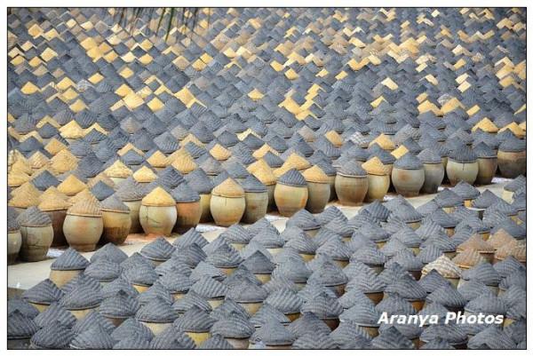 廈門島外6萬缸醬油，頭戴斗笠列隊，這樣的陣仗你見過嗎？