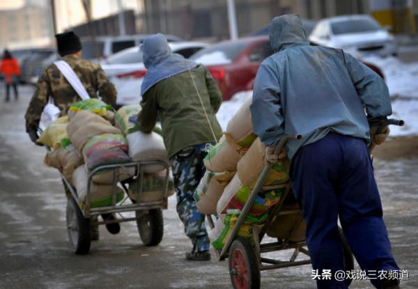 多地住建委出臺“清退令”,超60歲一律“禁用”!大齡民工慌了 多地住建委出臺“清退令”,超60歲一律“禁用”!大齡民工慌了