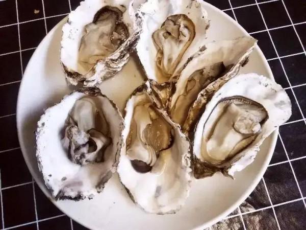 都是牡蠣,海蠣子和生蠔有何區別?弄懂再買不吃虧 都是牡蠣,海蠣子和生蠔有何區別?弄懂再買不吃虧