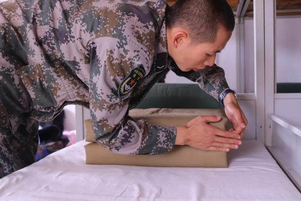 站直咯,不準哭 站直咯,不準哭