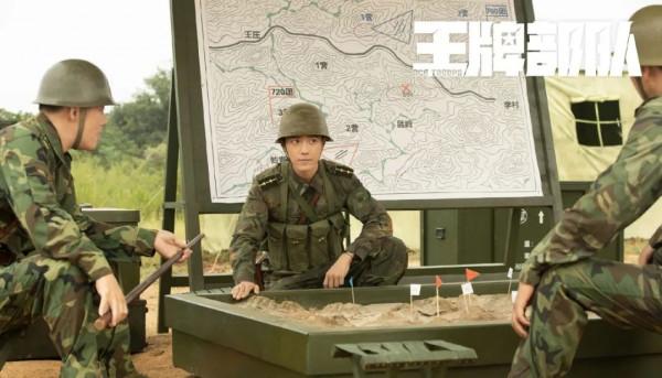 《王牌部隊》藏著3對真正夫妻，劇中不圓滿，生活裡甜得令人羨