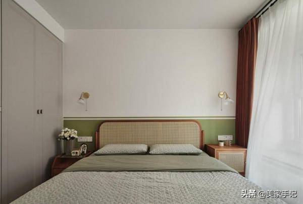 越來越多人不做電視牆，學她家打滿櫃子，全屋不是一般的實用大氣