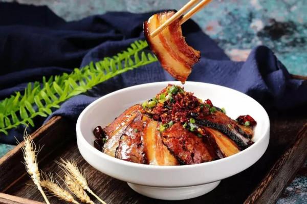 湖南最經典的10道湘菜,香辣鮮美,滿口留香,學會輕輕鬆鬆在家做 湖南最經典的10道湘菜,香辣鮮美,滿口留香,學會輕輕鬆鬆在家做