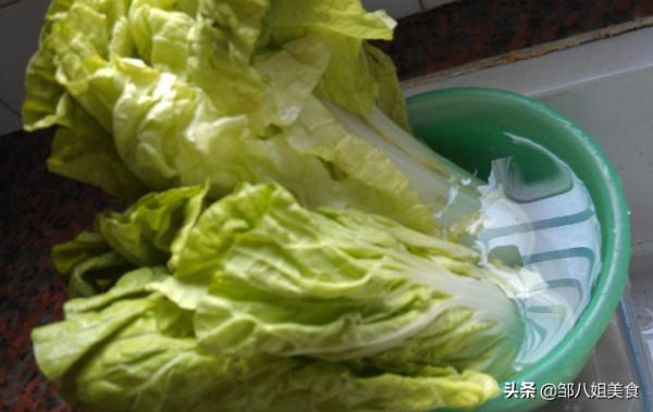 天冷了,做份白菜燉豆腐,下飯解饞,分享詳細做法,一看就會做 天冷了,做份白菜燉豆腐,下飯解饞,分享詳細做法,一看就會做