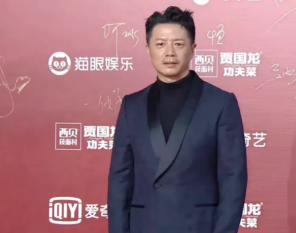 北影節閉幕紅毯:關曉彤難得美一回,馬伊琍變水嫩,段奕宏老來俏 北影節閉幕紅毯:關曉彤難得美一回,馬伊琍變水嫩,段奕宏老來俏