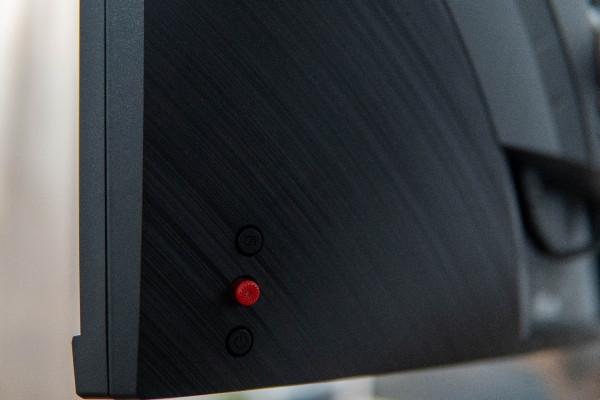 曲面帶來的不僅僅是視覺衝擊——MPG 323CQR 輕體驗