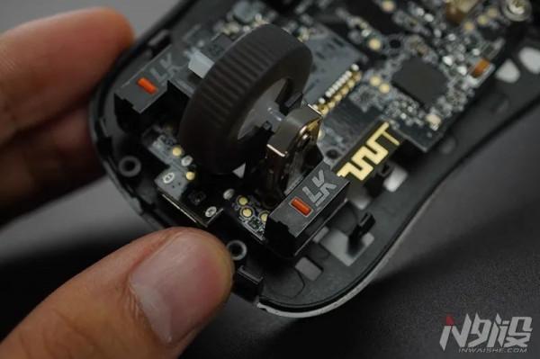 酷冷天魁星無線版遊戲滑鼠拆解評測