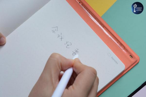 真實紙張手寫，紙屏同步記錄，柔宇2智慧手寫本體驗分享
