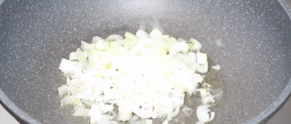 豆腐最上癮的1種新做法，做法簡單，百吃不厭，麻辣鮮香超下飯