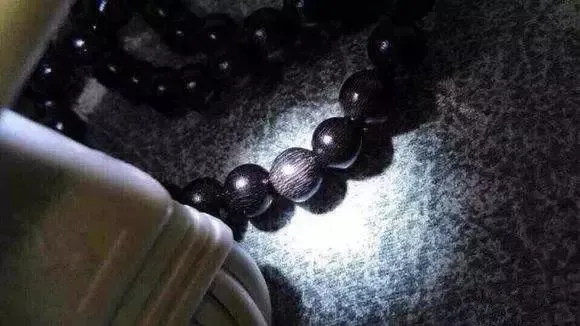 5塊錢一個的黑驢蹄子，竟被做成天珠，啥都別說，盤它