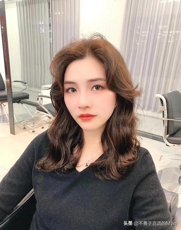 秋冬“燙全頭”你就洋氣了 秋冬“燙全頭”你就洋氣了