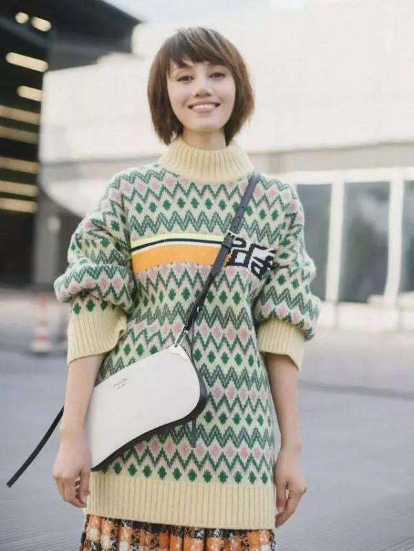 袁泉穿襯衫,配闊腿褲氣質無敵,“美到骨子裡” 袁泉穿襯衫,配闊腿褲氣質無敵,“美到骨子裡”