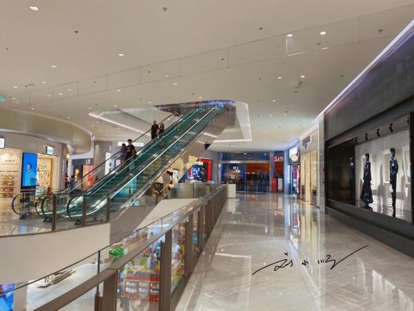 重慶唯一有愛馬仕的高檔商場,卻選址在九龍坡區,遊客:出乎意料 重慶唯一有愛馬仕的高檔商場,卻選址在九龍坡區,遊客:出乎意料