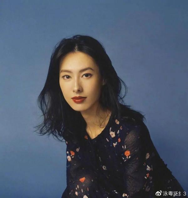 奚夢瑤官宣二胎!我替你算了下,她這次能拿幾個億...... 奚夢瑤官宣二胎!我替你算了下,她這次能拿幾個億......