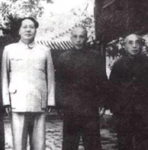 毛主席老同學的兩個兒子被槍決，進京討要說法，毛主席如何處理？