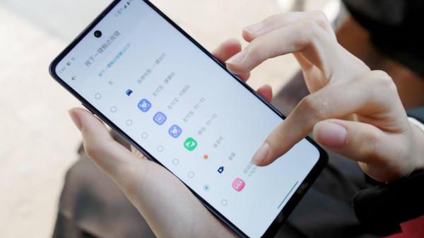 首發價1799！moto edge S30體驗，首款888 Plus+LCD屏手機靠得住嗎？